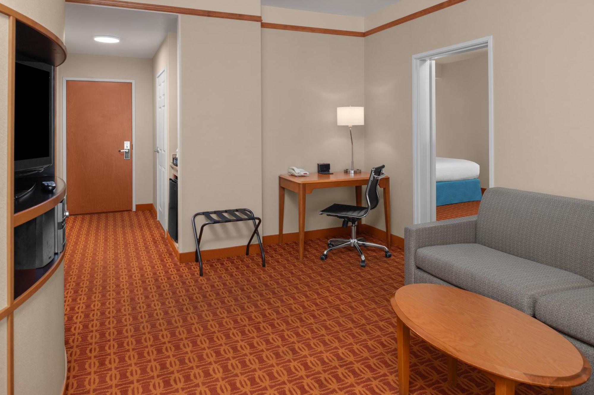 Fairfield Inn And Suites By Marriott Elk Grove Εξωτερικό φωτογραφία